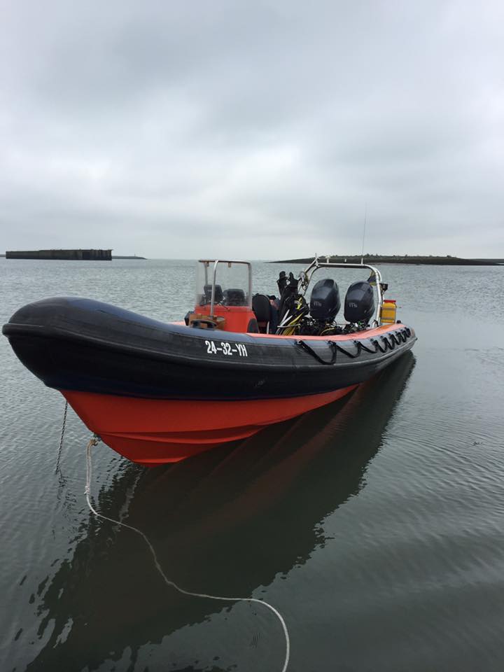 Moby Divers- Rib-Slider  - 2
