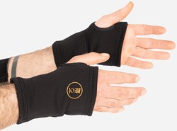 Fourth Element Xerotherm Wrist Warmers